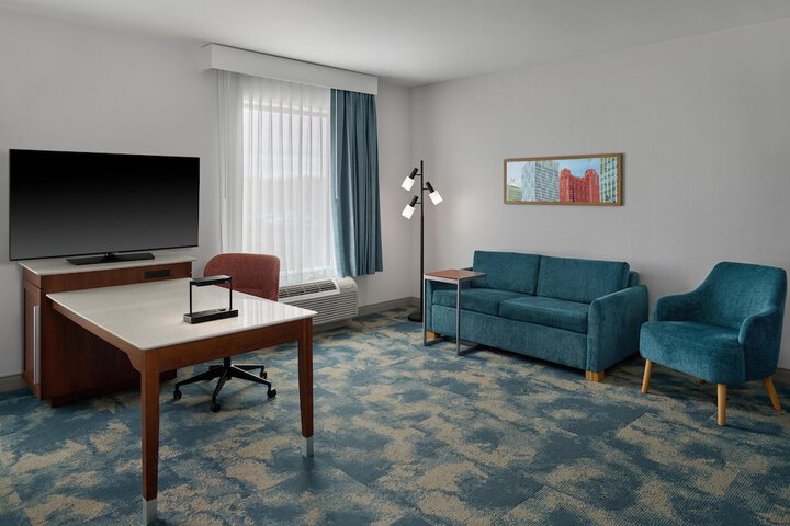 Room 16 of 46