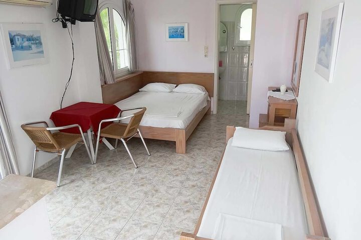 Room 3 of 16