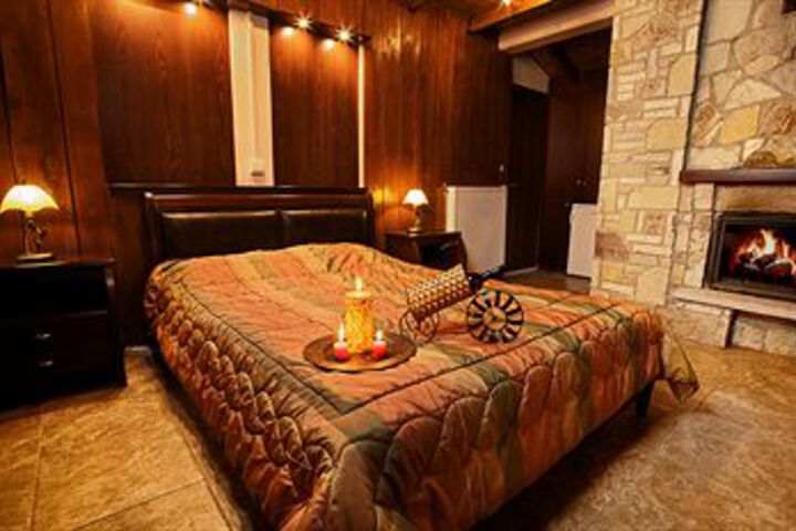 Room 44 of 94