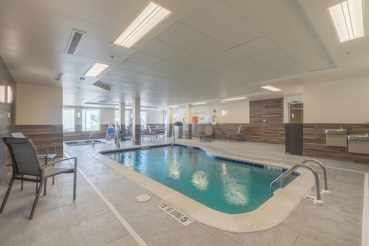 Pool 14 of 25