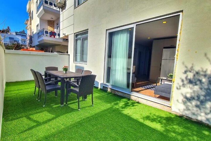 Terrace/Patio 30 of 43