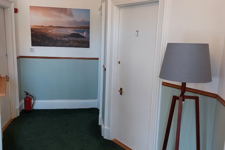 Entrance & Lobby