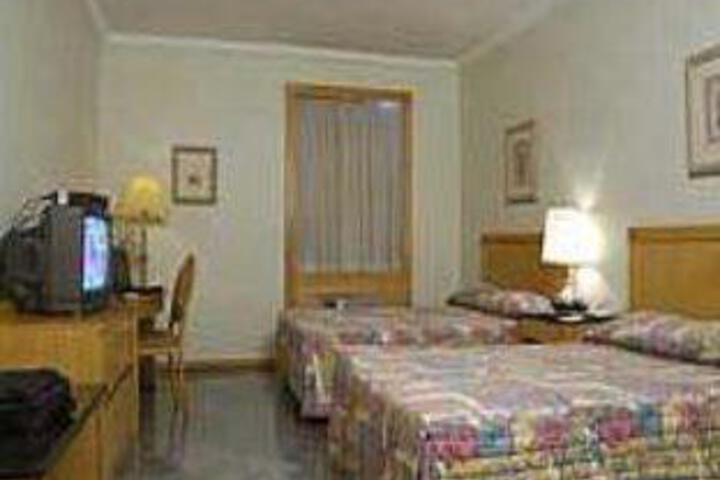 Room 3 of 6