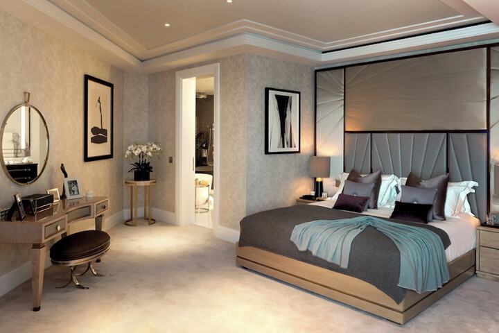 Room 52 of 183