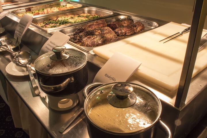 Dining 47 of 81
