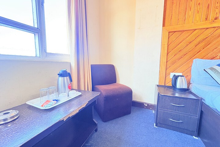 Room 5 of 43