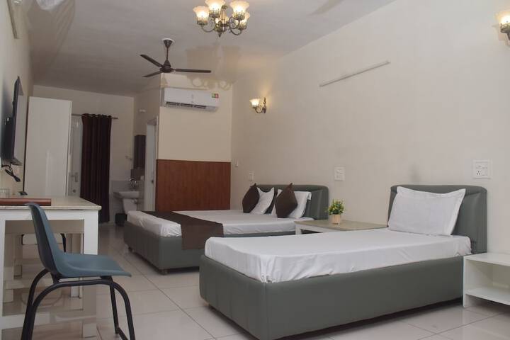 Room 20 of 59