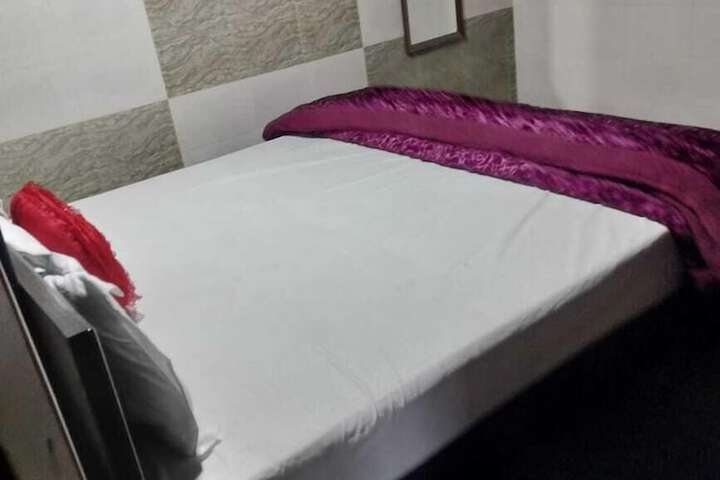 Room 28 of 55