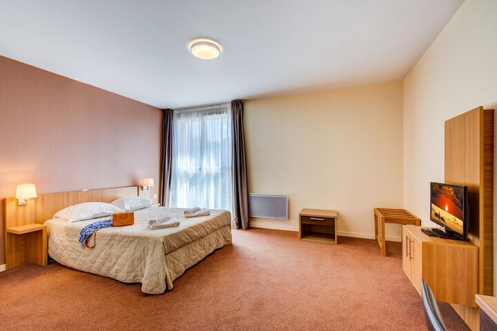 Room 9 of 57