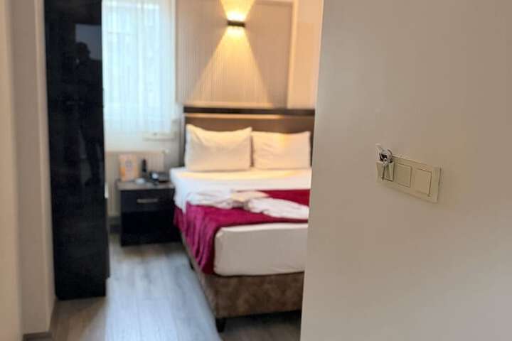 Room 20 of 60