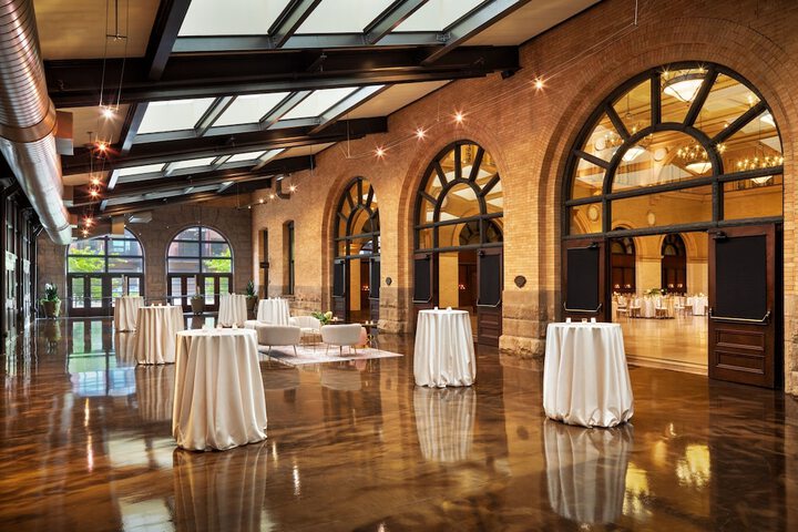Meeting facility