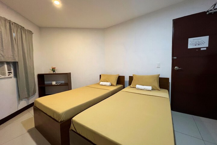 Room 51 of 84