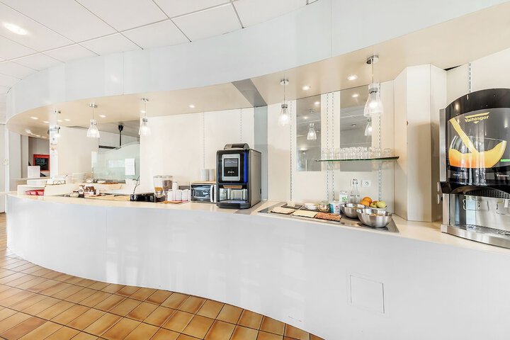 Dining Photos