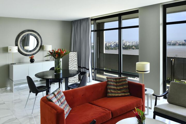 Room 21 of 175