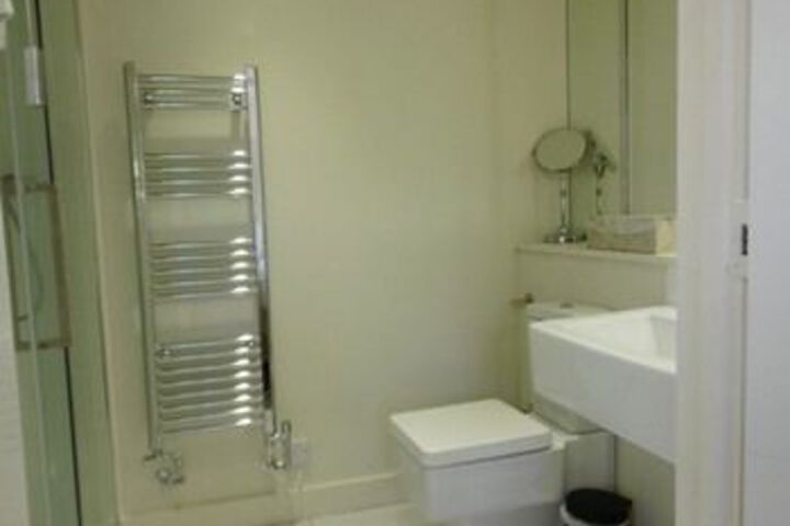 Room 3 of 23