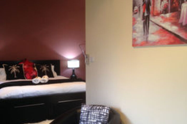Room 32 of 57