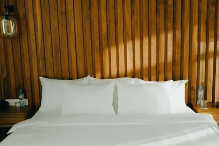 Room 4 of 55