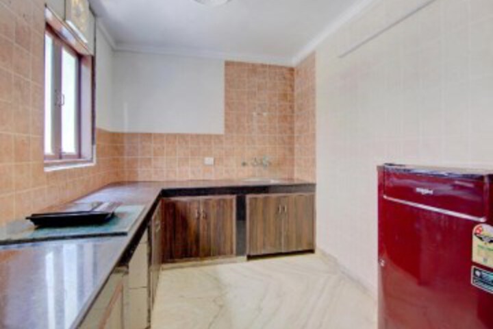 OYO 42791 Serene Stay Satbari
