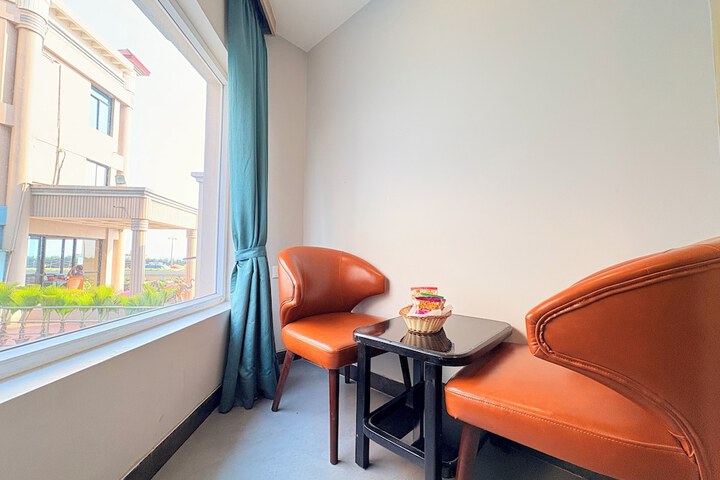 Room 13 of 154