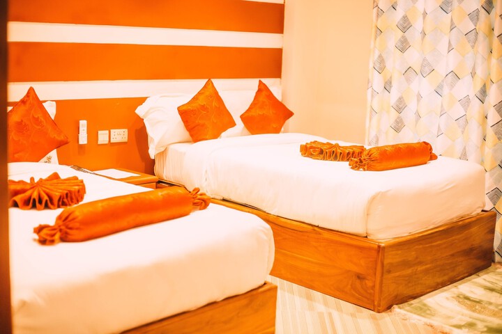 Room 20 of 79