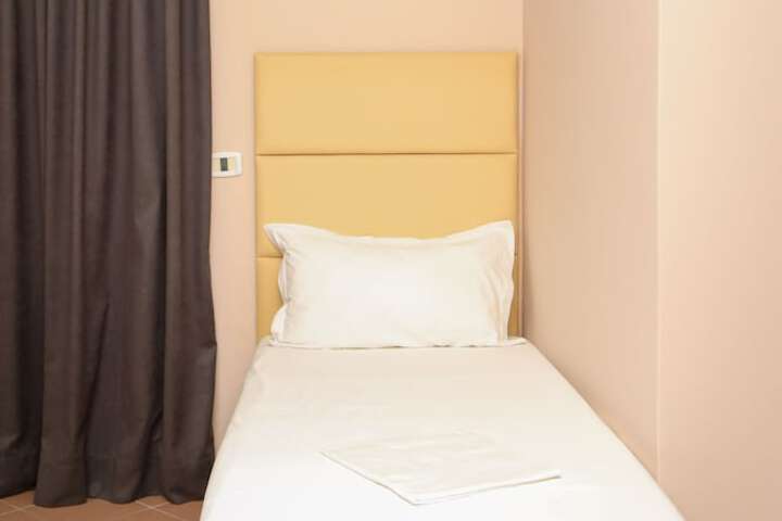 Room 38 of 218