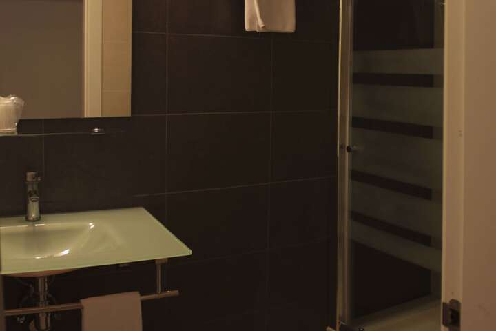 Room 45 of 60