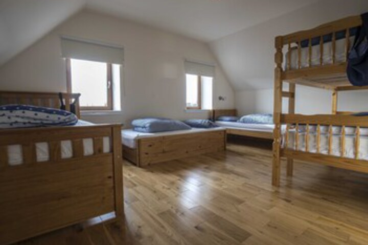 Room 85 of 162