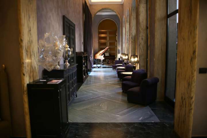 Lobby Photos