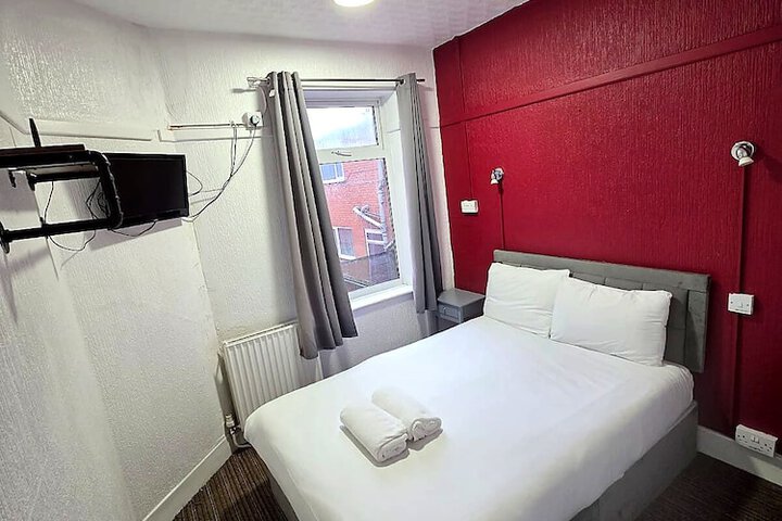 Room 51 of 112