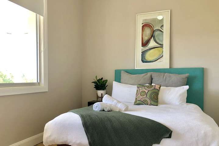 Room 5 of 7