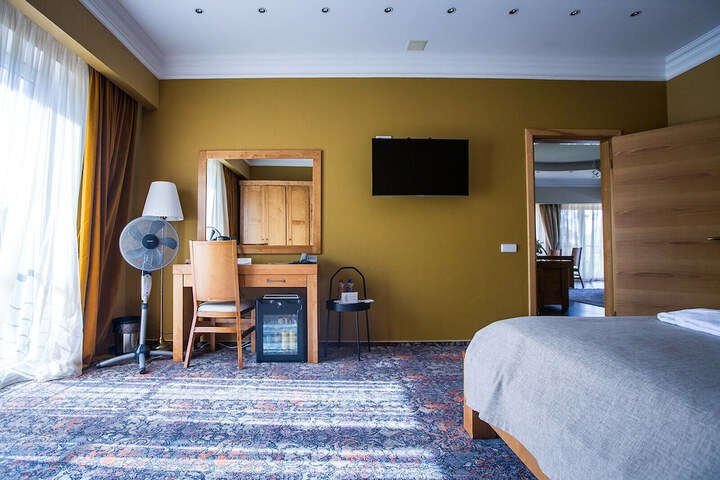 Room 14 of 75