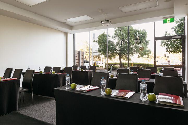 Business Center 59 of 64