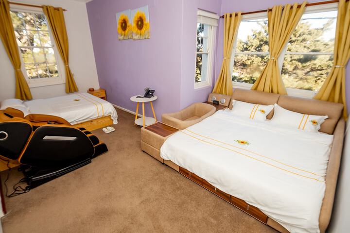 Room 6 of 43
