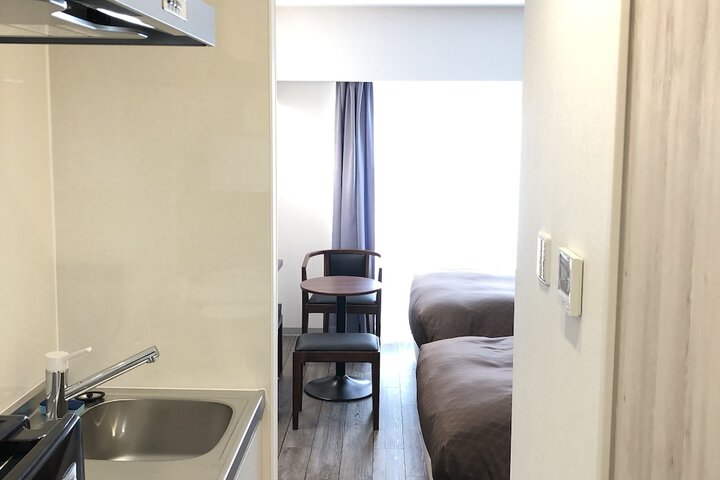 Room 3 of 31