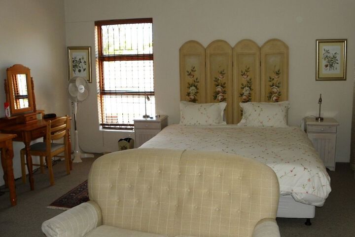 Room 13 of 68
