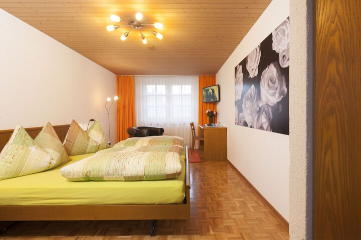 Room 3 of 57
