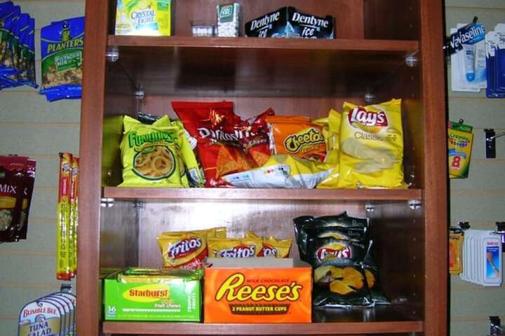 Snack bar