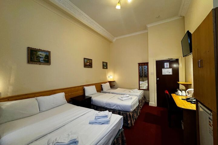 Room 48 of 95