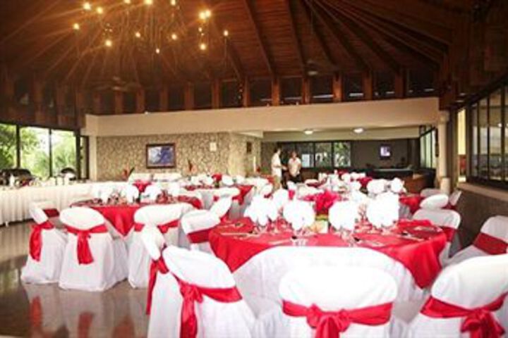 Wedding/Banquet 13 of 38