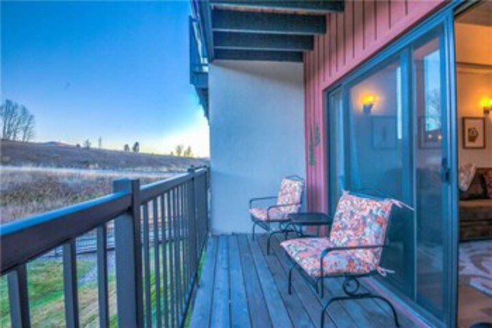 Terrace/Patio 2 of 26