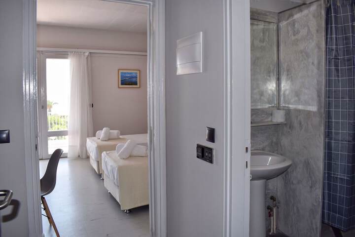 Room 58 of 261