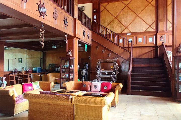 Hotel Interior 10 of 97