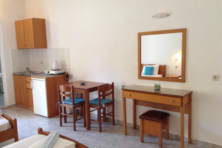 Room 15 of 50