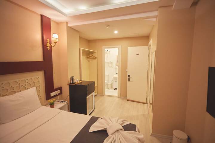 Room 40 of 117