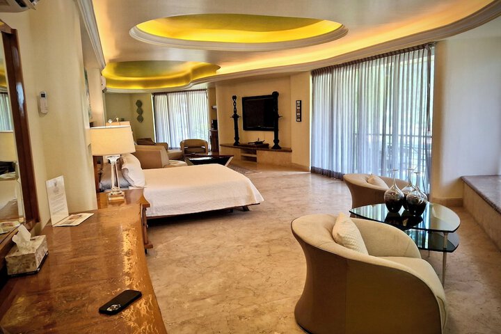 Room 86 of 336