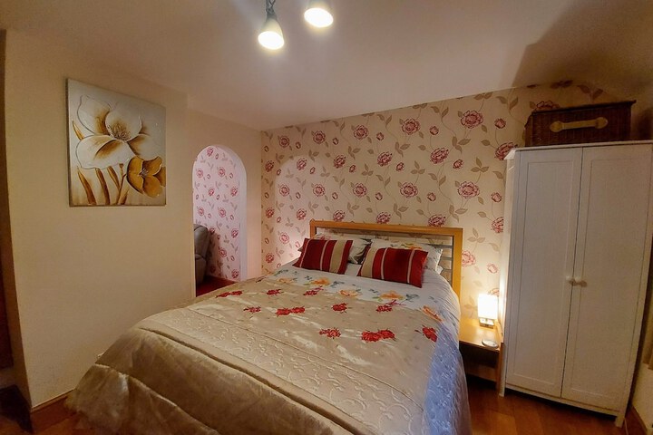 Room 8 of 43