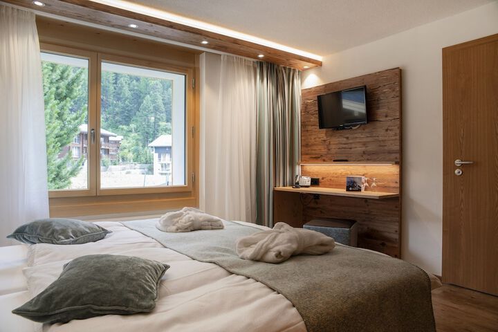 Room 15 of 117