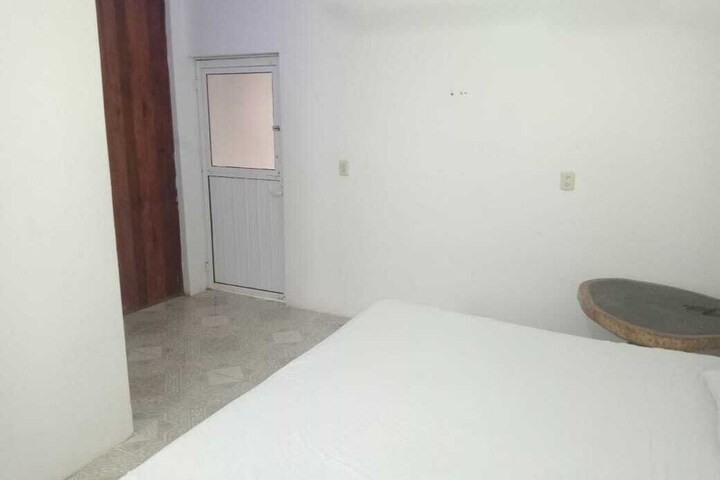 Room 15 of 29