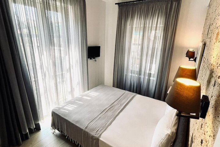Room 5 of 30