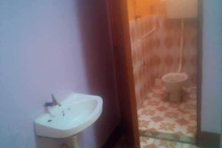 Room 12 of 20